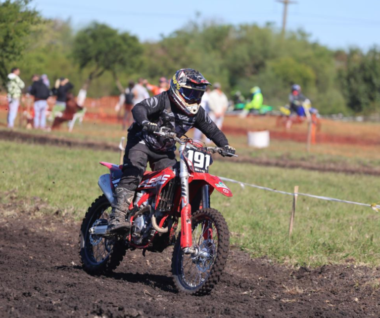 Con pilotos del departamento Diamante, comenzó el Endurocross Entrerriano